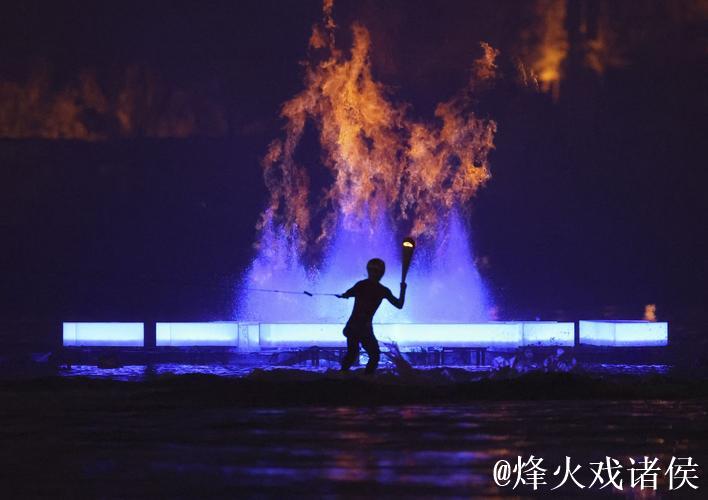 “牵手世运 点燃梦想” 成都世运会火炬传递在三星堆启动 “牵手世运 点燃梦想” 成都世运会火炬传递在三星堆启动