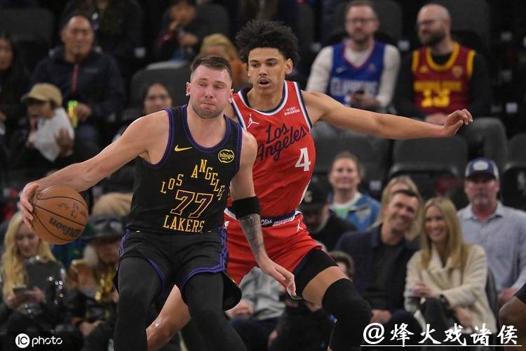 斗法!洛城四超巨两人获完胜 老登助人为乐迎里程碑 斗法!洛城四超巨两人获完胜 老登助人为乐迎里程碑